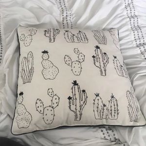 Cacti pillow